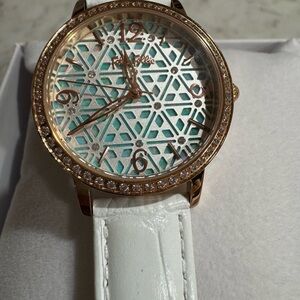 Women's White and Gold Geometric Watch